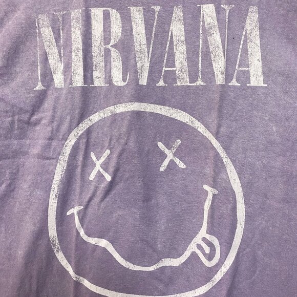Nirvana Smiley Face Grunge Rock tshirt size Large - Picture 2 of 4